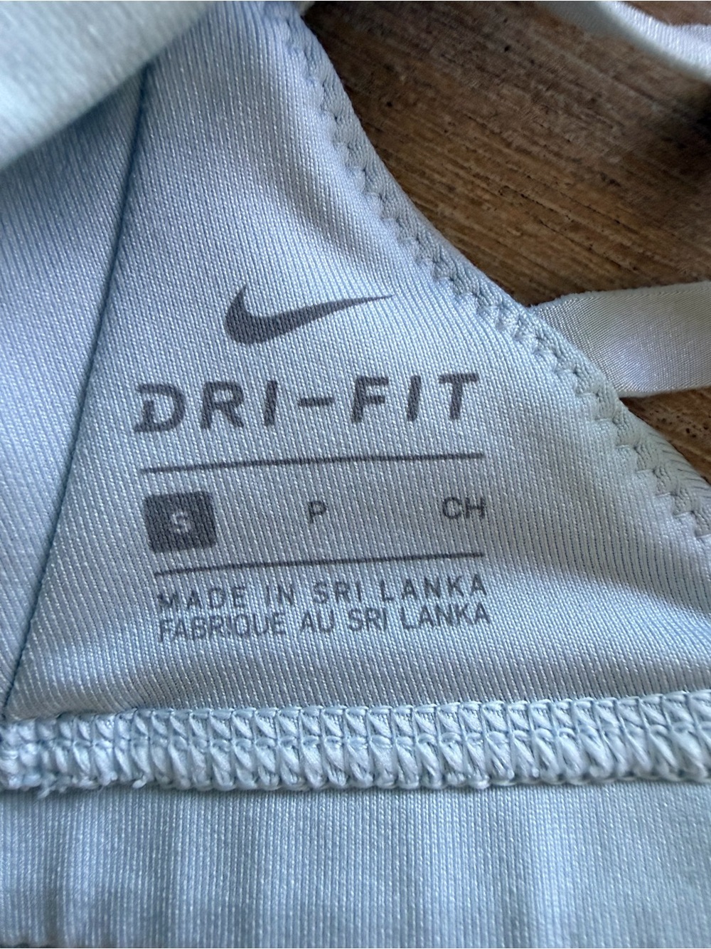 Nike Women’s dri-fit light blue Sports Bra - Lightweight Support S - Picture 3 of 3